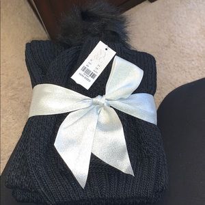 Hat Scarf Gloves NWT